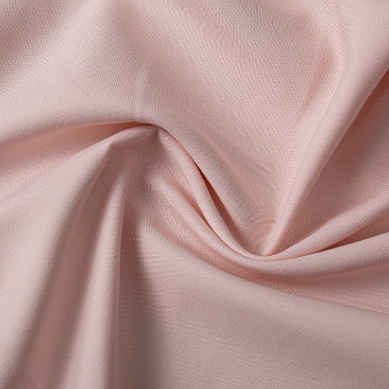 Ademende lichtroze polyester geverfde stof